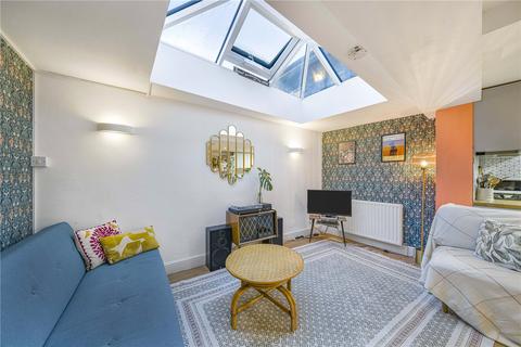 3 bedroom apartment for sale, Shardeloes Road, London, SE14