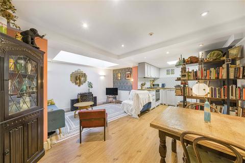 3 bedroom apartment for sale, Shardeloes Road, London, SE14