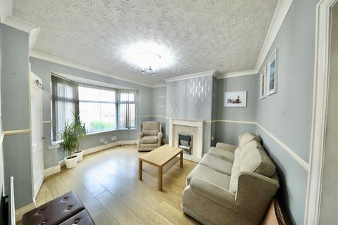 3 bedroom terraced house for sale, National Avenue, Hull