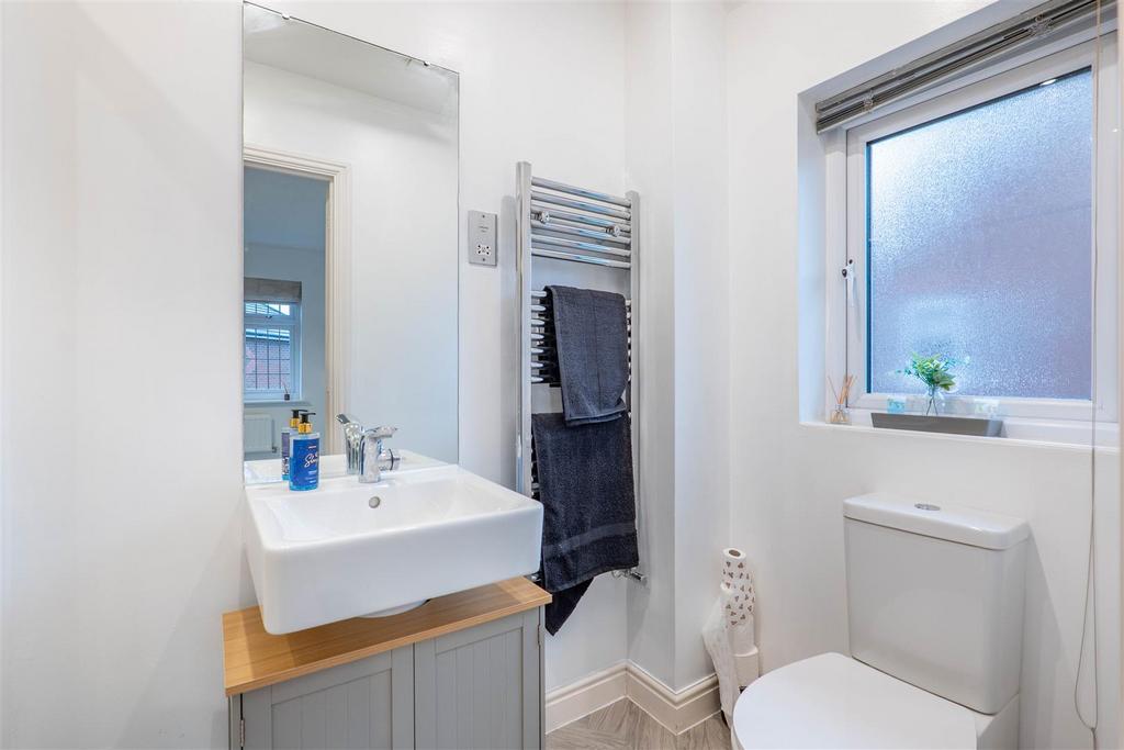 Master Bedroom Ensuite
