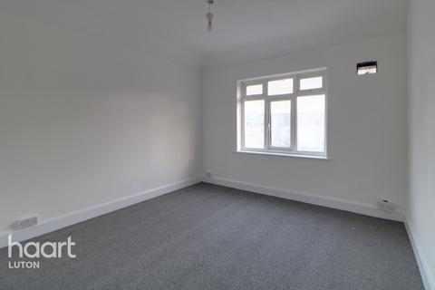 undefined, Seymour Road, Luton