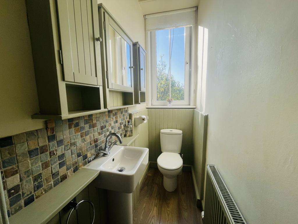 Toilet-Room