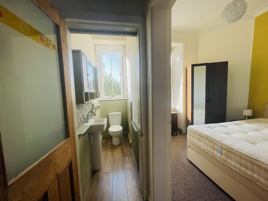 Bedroom&amp;Toilet Room