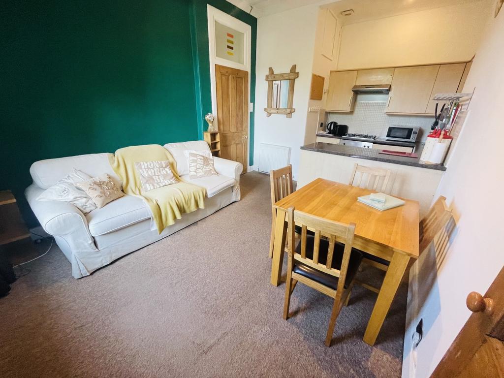 Lounge Towards Kitchen