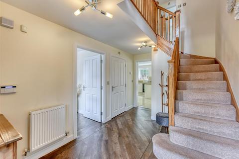 undefined, 4 Great Hall Grove, Penn, Wolverhampton, WV4 5AD