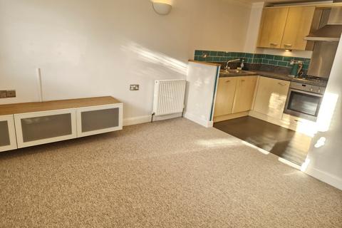 2 bedroom apartment to rent, 76 BOURNEMOUTH ROAD, POOLE BH14