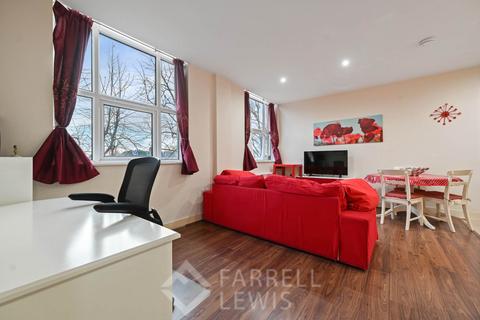 1 bedroom apartment to rent, Bromyard Avenue, London W3