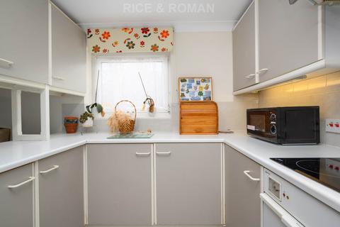 2 bedroom retirement property for sale, Ashley Avenue, Epsom KT18