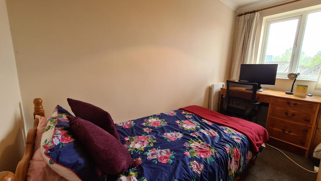 Second bedroom