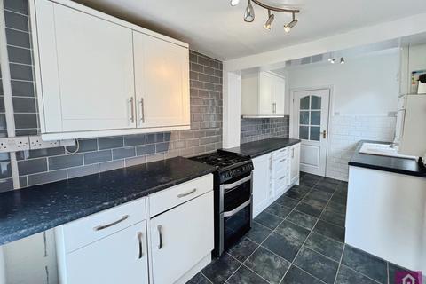 3 bedroom semi-detached house to rent, Carrington Lane, Sale, Greater Manchester, M33