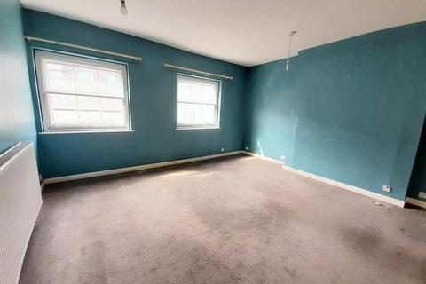 2 bedroom apartment to rent, 18 Fairfax Place, Dartmouth