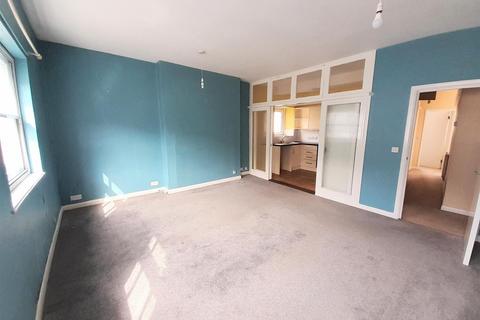 2 bedroom apartment to rent, 18 Fairfax Place, Dartmouth