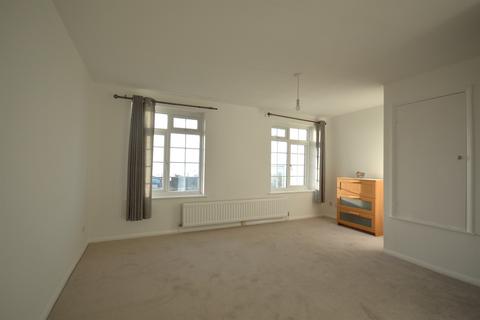 2 bedroom terraced house to rent, Albion Road, Selsey, Chichester, PO20