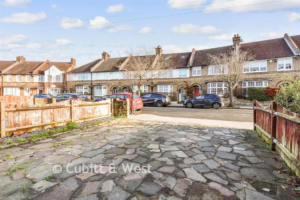 Driveway/Parking