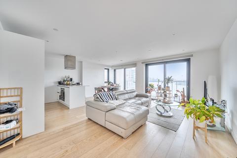 3 bedroom apartment for sale, Yabsley Street London E14