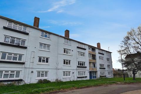 undefined, Southampton SO16