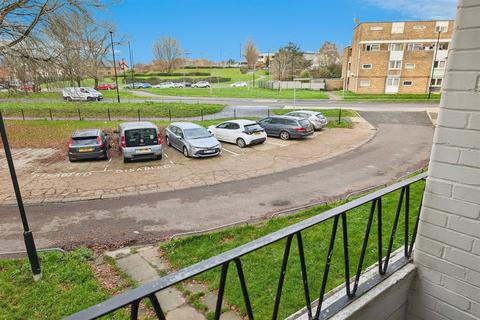 undefined, Southampton SO16