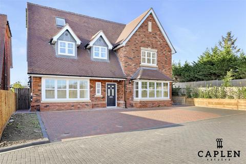 6 bedroom house for sale, Chatsworth Mews, Stapleford Abbotts