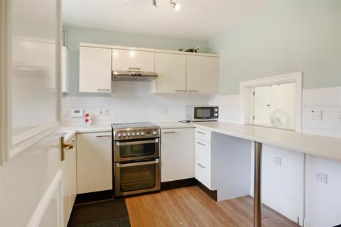 undefined, Tamar Way, Tangmere