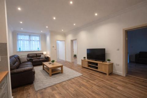 2 bedroom flat to rent, Swiss Cottage, NW6, London