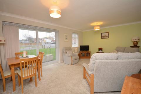 2 bedroom flat for sale, Eynsford Close, Cliftonville