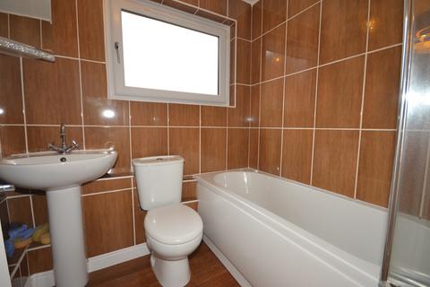 3 bedroom semi-detached house for sale, Steyning Close, Corby, NN18