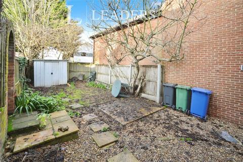 2 bedroom end of terrace house for sale, High Street, Kelvedon, Colchester