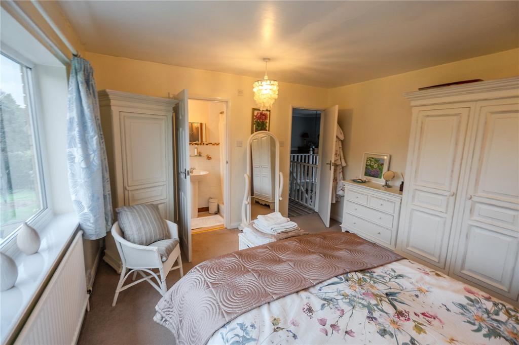 Bedroom 1 (3)