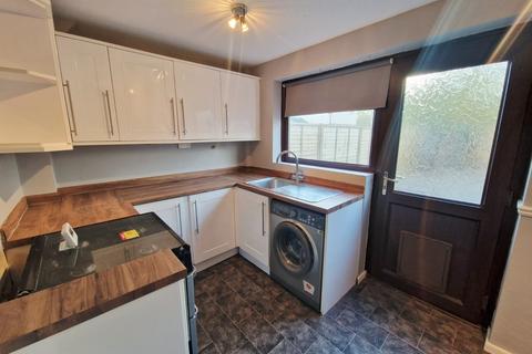 2 bedroom terraced house to rent, Meredith Gardens, Southampton SO40