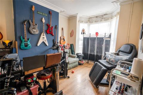 3 bedroom terraced house for sale, Stanley Street, Grimsby, Lincolnshire, DN32