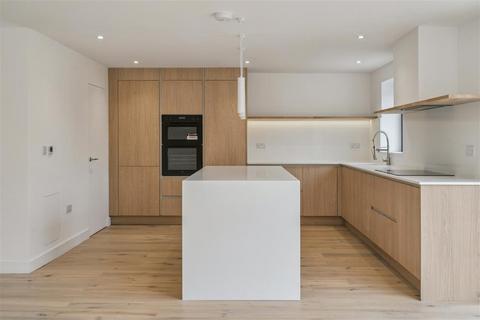 3 bedroom semi-detached house for sale, Green Tiles Lane, Denham Green