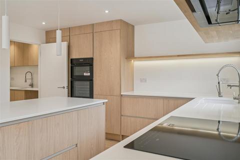3 bedroom semi-detached house for sale, Green Tiles Lane, Denham Green