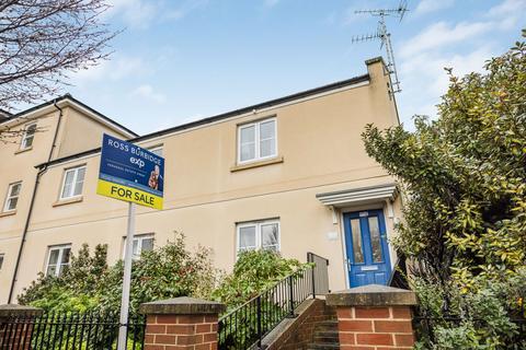2 bedroom maisonette for sale, Kempley Close, Cheltenham GL52