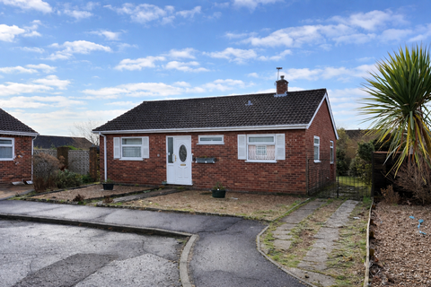 3 bedroom detached bungalow for sale, 10 Cressener Close, Norwich, Norfolk NR6 5RF