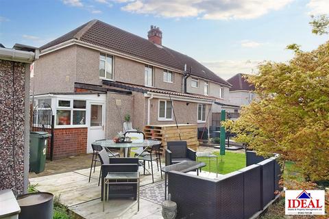 3 bedroom semi-detached house for sale, Winnipeg Road, Bentley, Doncaster