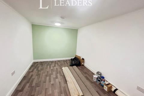 3 bedroom semi-detached house to rent, Beacon Road, Loughborough, Leicestershire, LE11