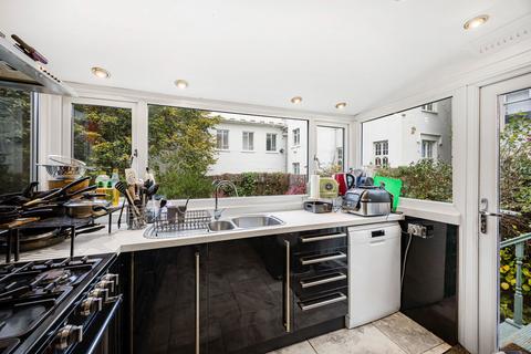 6 bedroom end of terrace house for sale, Bath Road, Cheltenham GL53