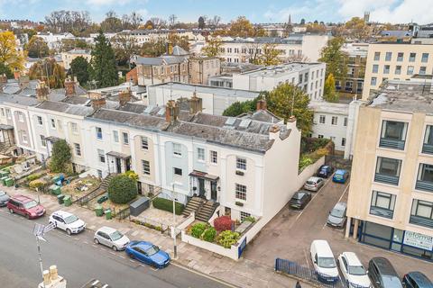 undefined, Bath Road, Cheltenham GL53