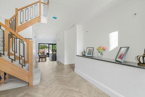 5 bedroom detached house for sale, Kidnappers Lane, Cheltenham GL53