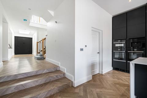 5 bedroom detached house for sale, Kidnappers Lane, Cheltenham GL53