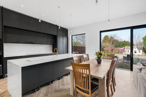 5 bedroom detached house for sale, Kidnappers Lane, Cheltenham GL53