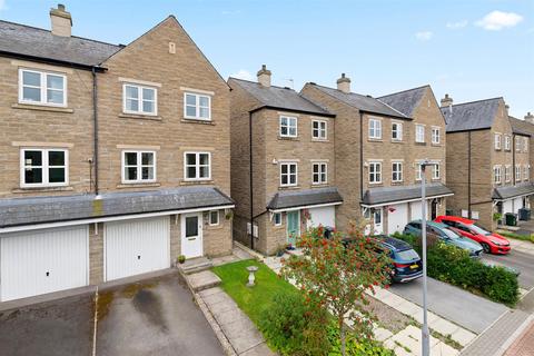 4 bedroom house for sale, Low Beck, Ilkley LS29