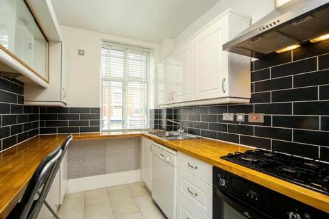 2 bedroom apartment to rent, Baker Street, London W1U