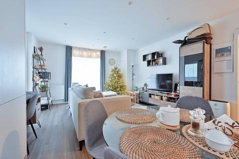1 bedroom flat for sale, Fairfield Avenue, Watford, South Oxhey, WD19