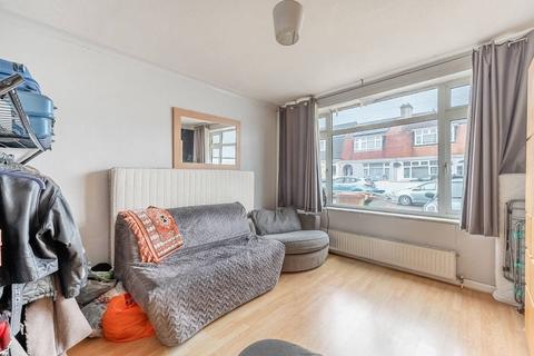 Chelsea Close, Edgware, HA8