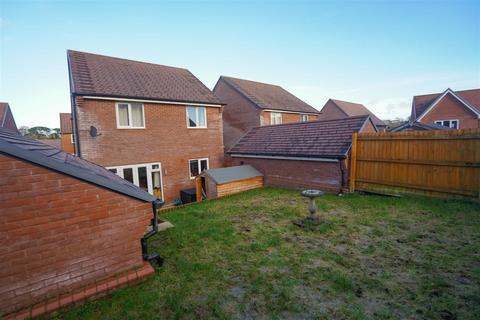 4 bedroom detached house for sale, Needs Drive, Bideford