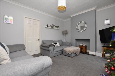 3 bedroom semi-detached house for sale, East View, Gildersome, Morley, Leeds