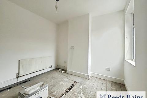 2 bedroom terraced house for sale, Ashley Street, Greater Manchester M6