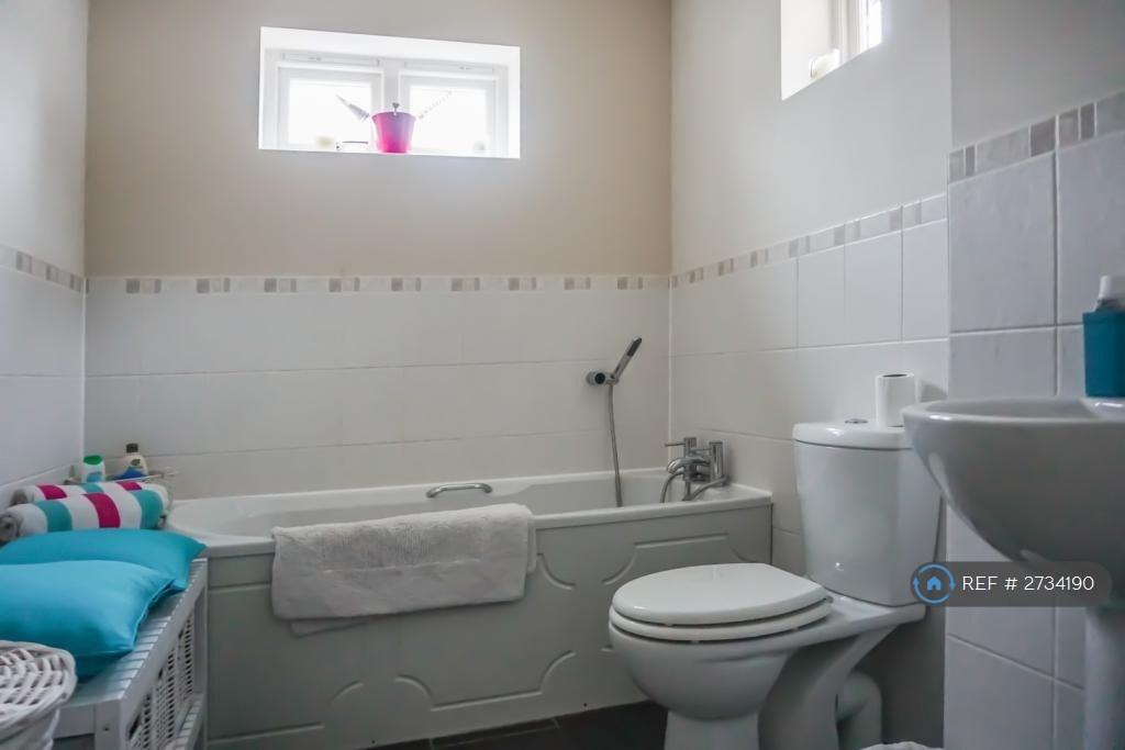 Main Bathroom