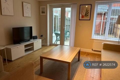 1 bedroom in a house share to rent, Dunlin Terrace, Cheltenham, GL51